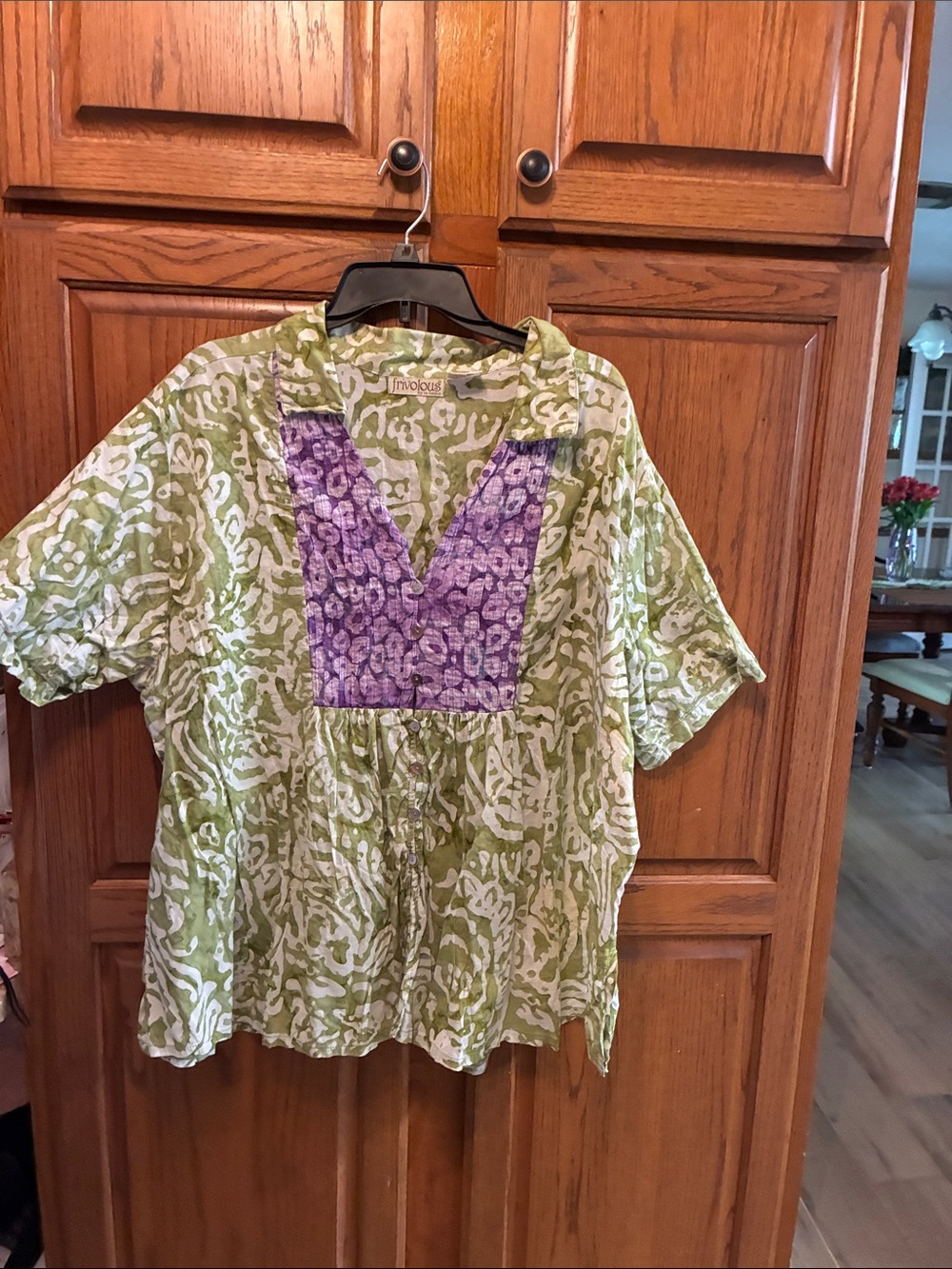 Frivolous brandGreen & Purple Button Down batik Women's Top size 4x